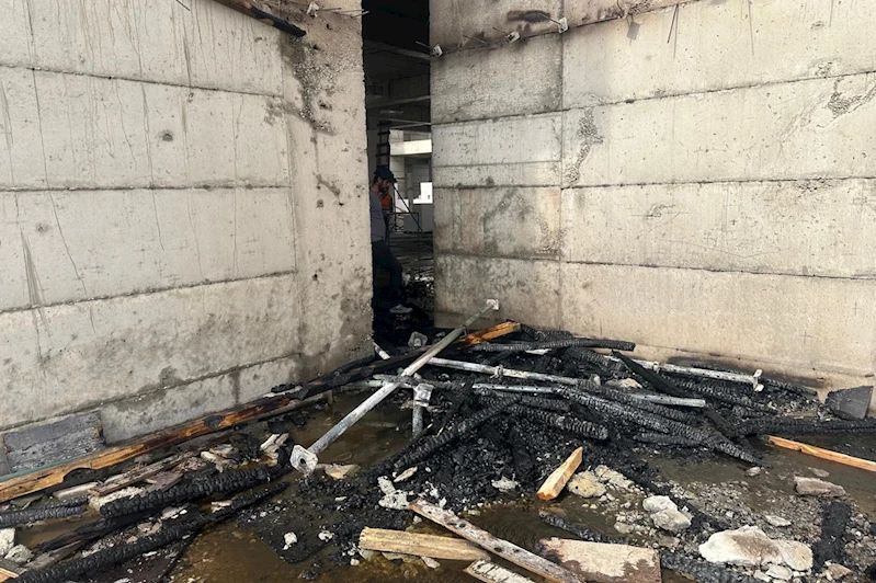 Batman’da Diş Hastanesi Fakültesi inşaatında yangın