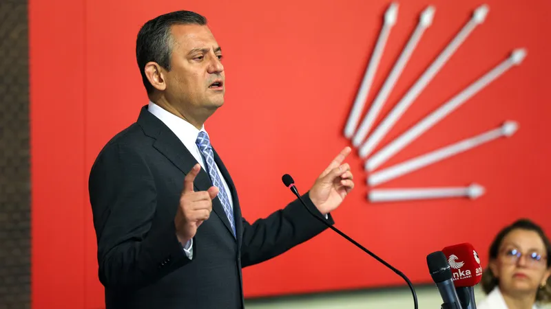 Özgür Özel: “Ferdi Başkan’ın Vefatını Aydınlatacak Olan Manisa’nın Savcılarıdır”