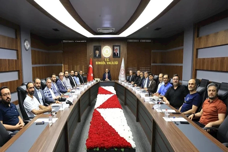 Bingöl’de deprem master planı izleme toplantısı gerçekleştirildi