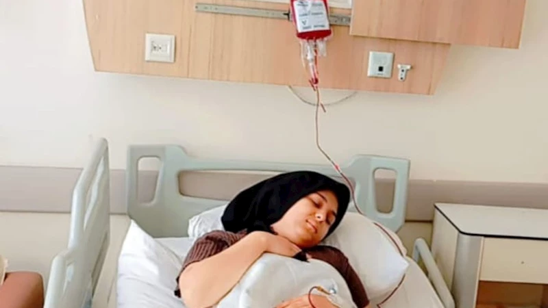 19 yaşındaki depremzede genç kız Sevda Maraşlıoğlu