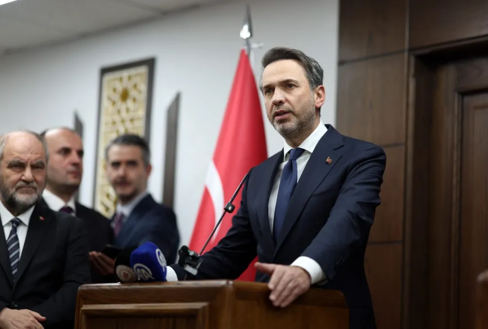 Bakan Bayraktar: Petrol ve Doğalgaz Fiyatları Yükselebilir
