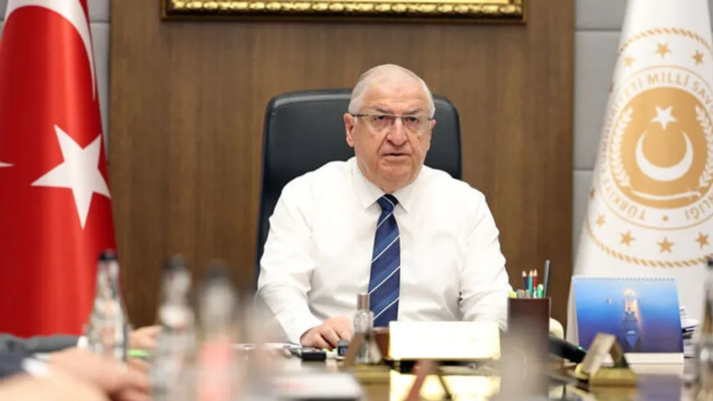 Bakan Güler İran sınırında