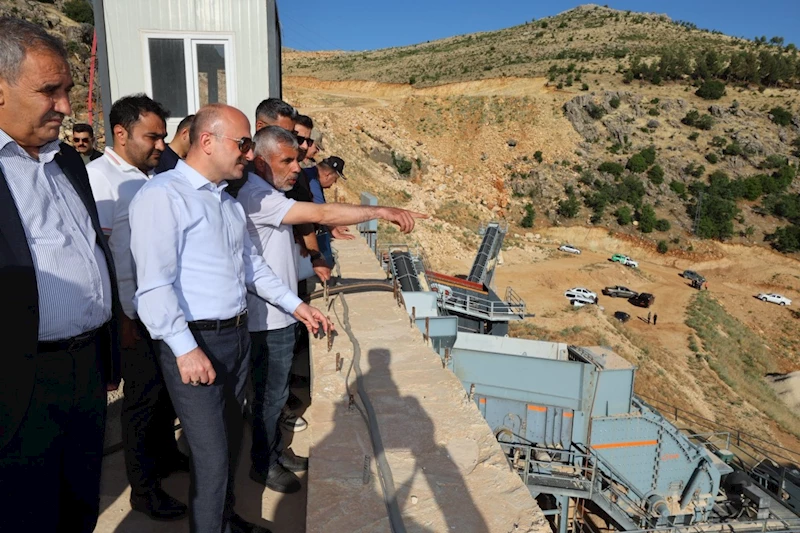 Vali Varol, Kalker Ocağında incelemelerde bulundu 