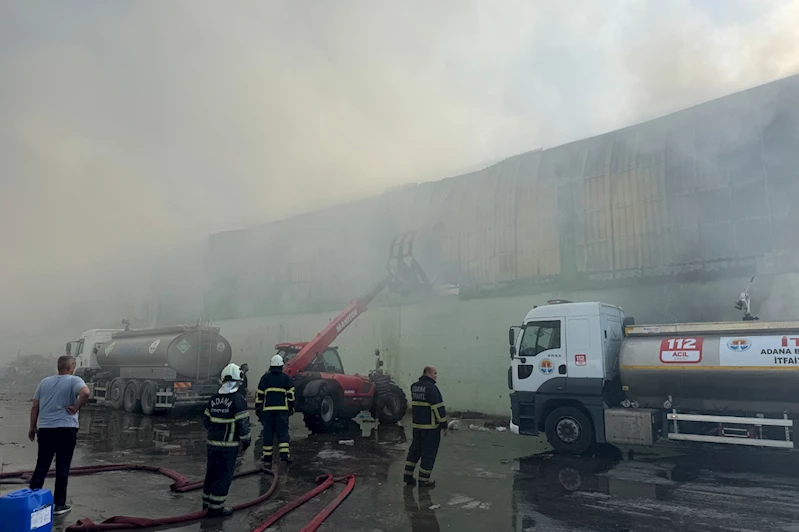 Adana’da geri dönüşüm tesisinde çıkan yangın kontrol altına alındı