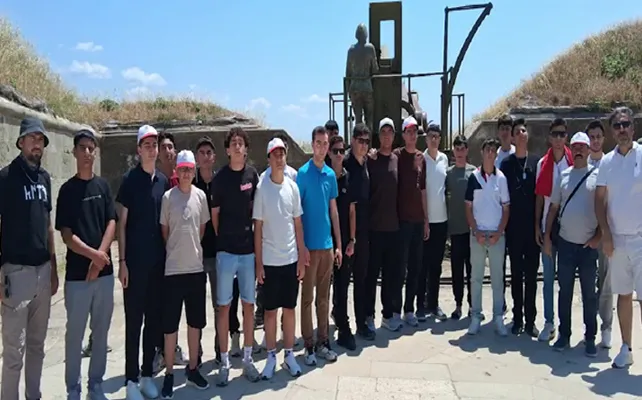 Gençler Çanakkale Ruhunu Yerinde Hissetti: “Genç adımlar kampa-9” projesi gerçekleştirildi