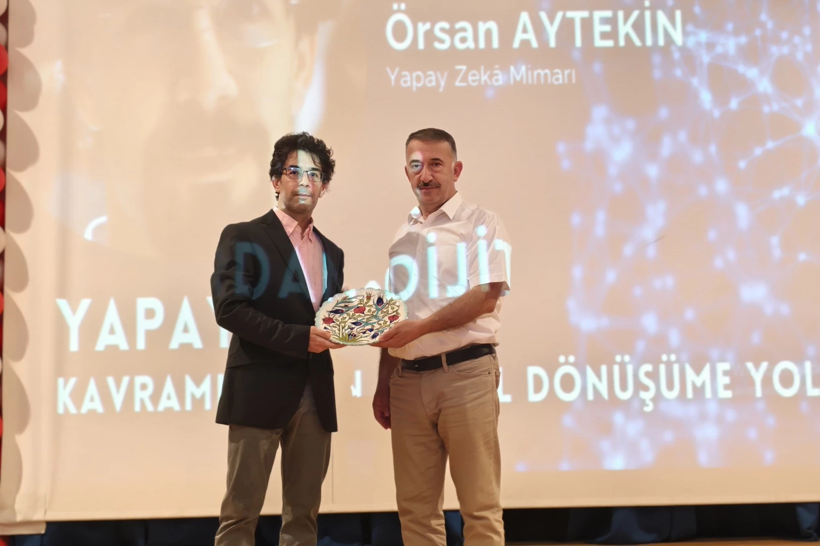 Bursa’da eğitimde yapay zekâ devrimi... Öğretmenler dijital çağa hazırlanıyor