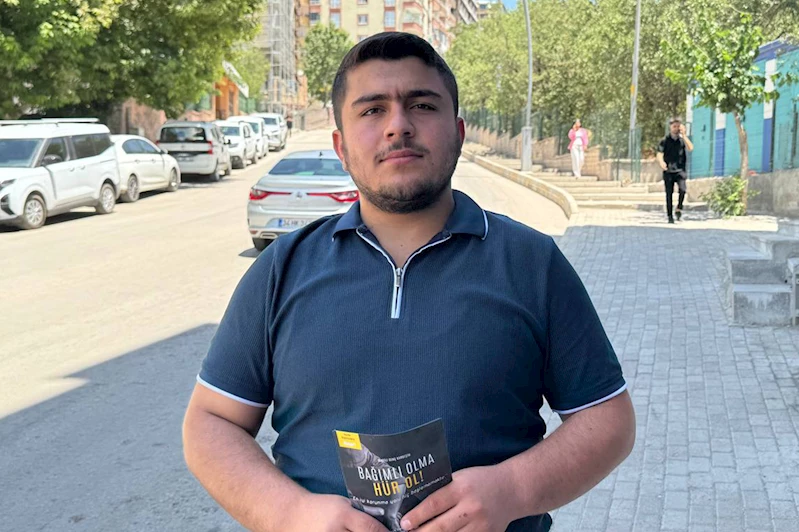 Hür Gençlik, Şırnak’ta madde bağımlılığına karşı broşür dağıttı