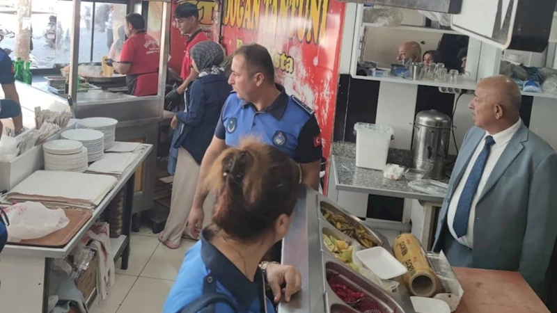 Zabıtadan eş zamanlı denetim: 2.897 iş yeri kontrol edildi 