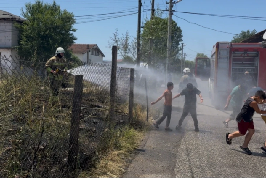 Düzce’de korkutan yangın! Alevler bahçede başladı