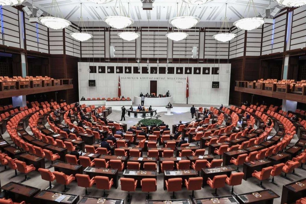 TBMM çalışma süresi uzatıldı... Meclis tatile girmiyor!