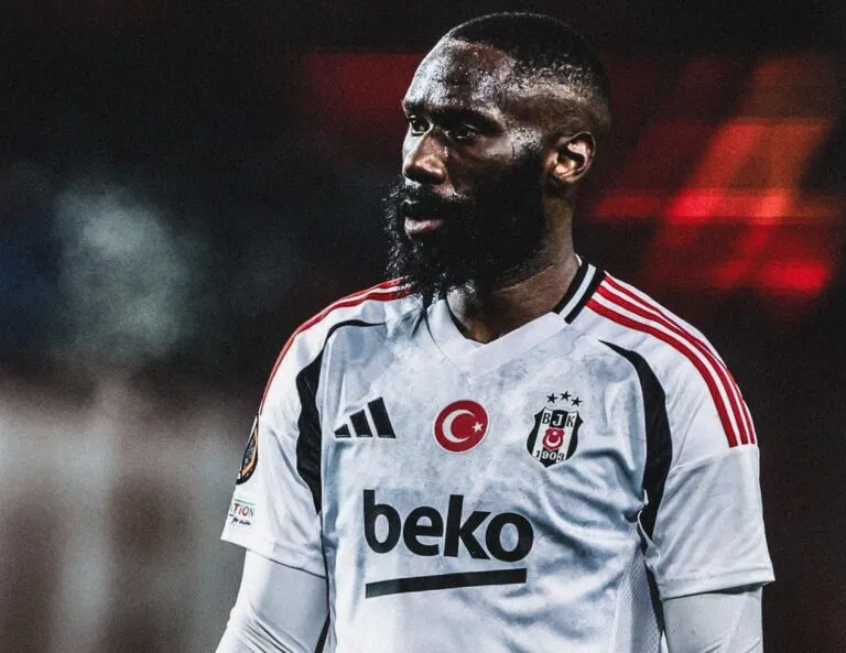 Beşiktaş, Arthur Masuaku ile Yollarını Ayırdı