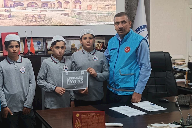 Cizre’deki hafızlık öğrencilerinden anlamlı kurban bağışı