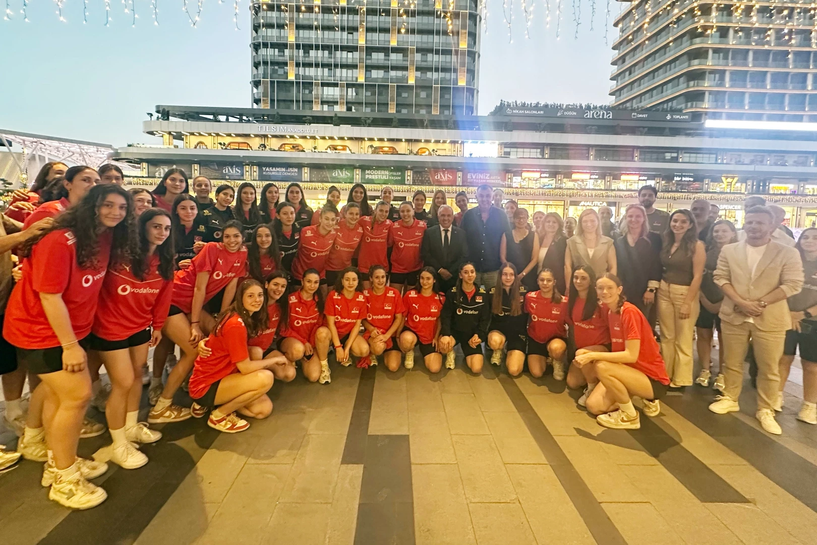 Filenin genç sultanlarına Bursa