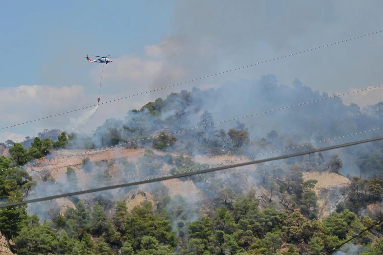 Manisa’da orman yangınlarıyla mücadele sürüyor... Başkan Dutlulu sahada