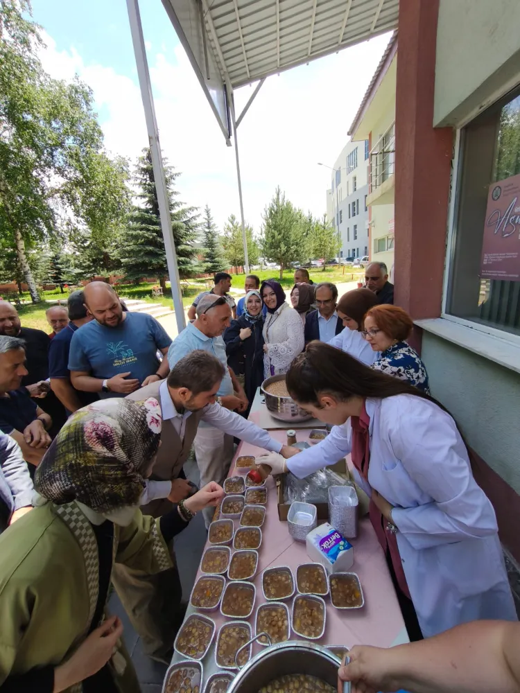 Teknik Meslek Yüksekokulundan Muharrem Ayına Özel Aşure İkramı