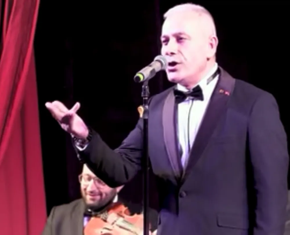 Ben unutsam şarkılar unutmaz…