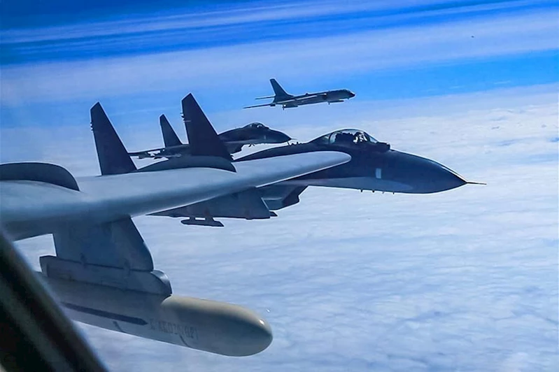 Çin ve Japonya arasında 