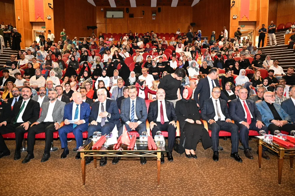 Hacımüftüoğlu: Sanatla, bilimle, birlik ve beraberlikle daha güçlü yarınlara…