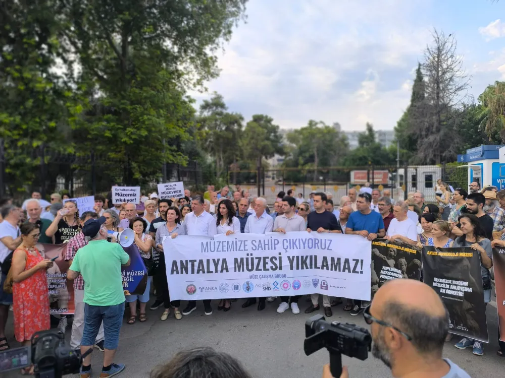 Antalya Müze Çalışma Gurubunu Basın Açıklaması