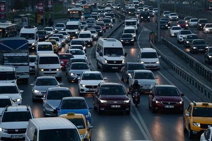 Trafiğe kayıtlı araç 32,3 milyona ulaştı... Motosikletler zirvede