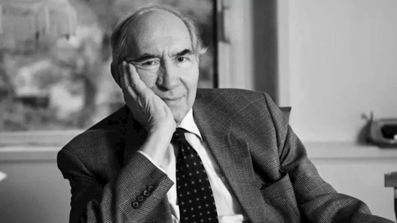 Türk siyasetinin ve basın dünyasının duayen ismi Altan Öymen 93 yaşında vefat etti 