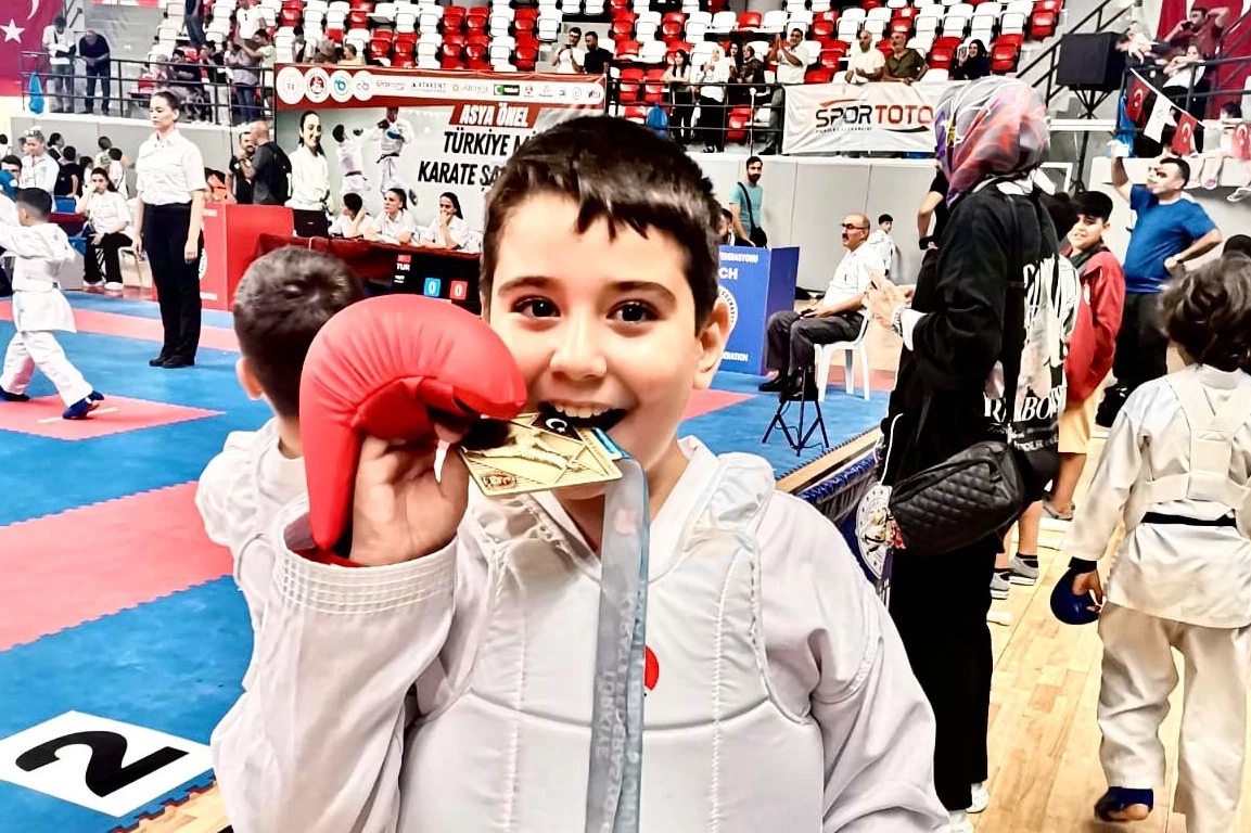 Keşanlı sporcu, Çorlu’daki yarışmada Türkiye Şampiyonu oldu