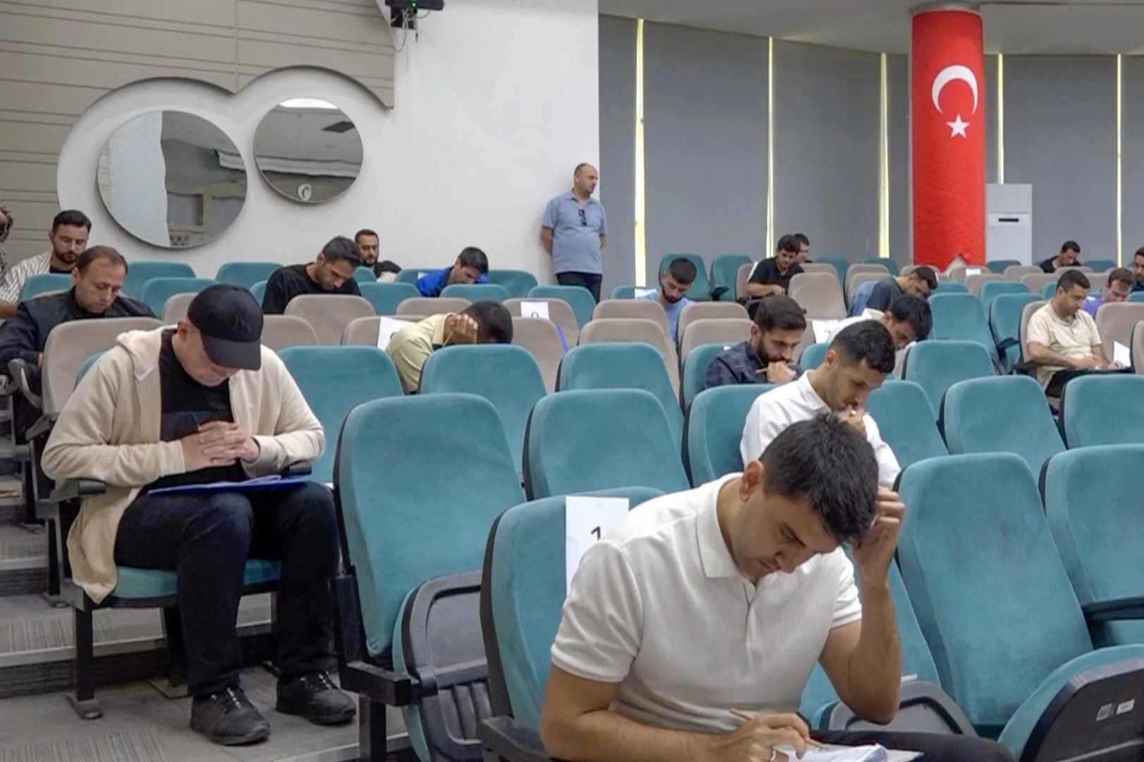 Bornova’da zabıtaya yeni güç