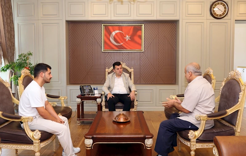 Valilikte Halk Buluşmaları devam ediyor: Çözüm Odaklı Yaklaşım Ön Planda 