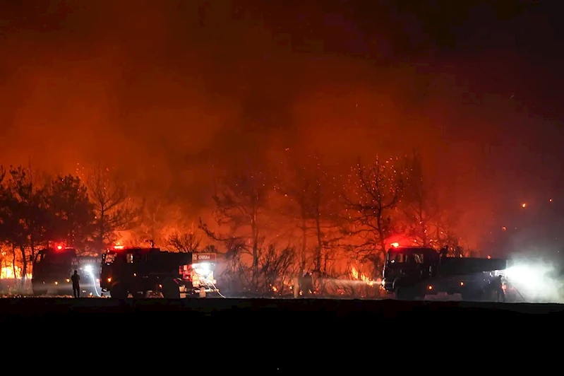 Bakan Kurum: Yangınlardan dolayı 87 bağımsız birim ağır hasarlı ve yıkık