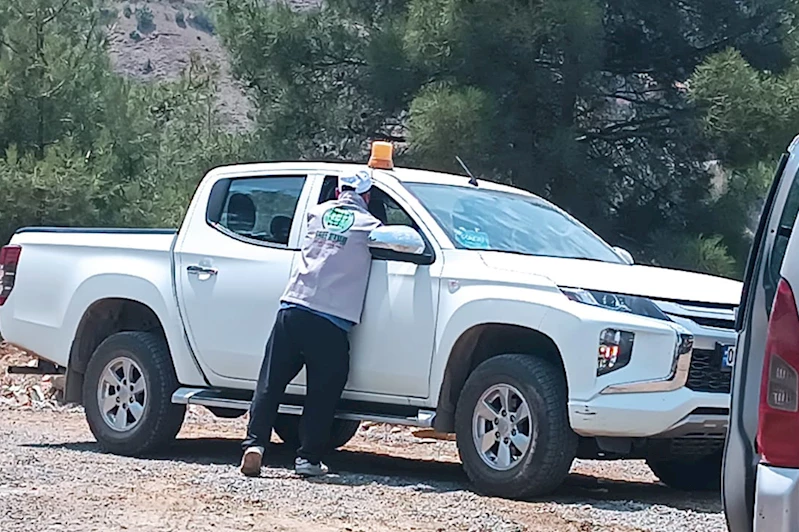 Kahramanmaraş Umut Kervanı yangın bölgesine su yardımında bulundu