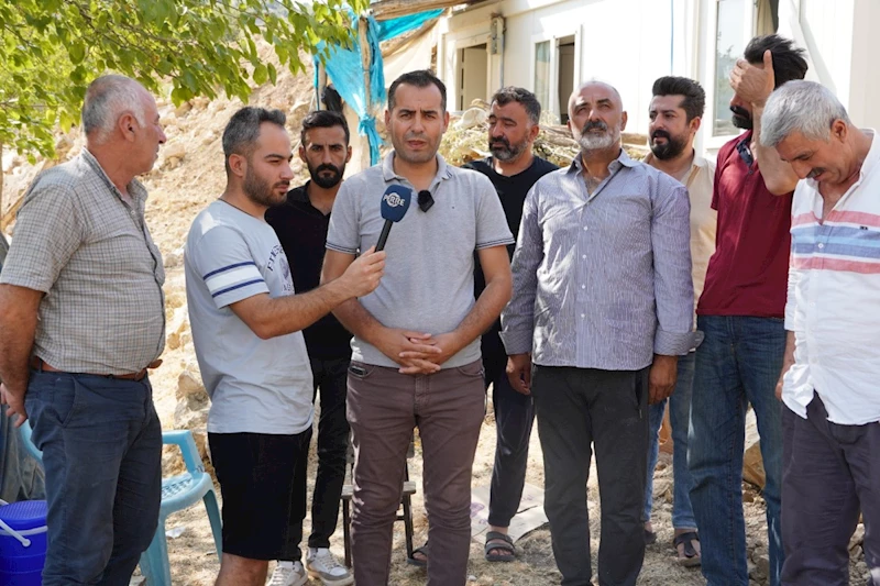 Girik köyü Kürk mezrasında yol, su ve elektrik isyanı: ‘Mezramıza hizmet istiyoruz’  - Videolu Haber