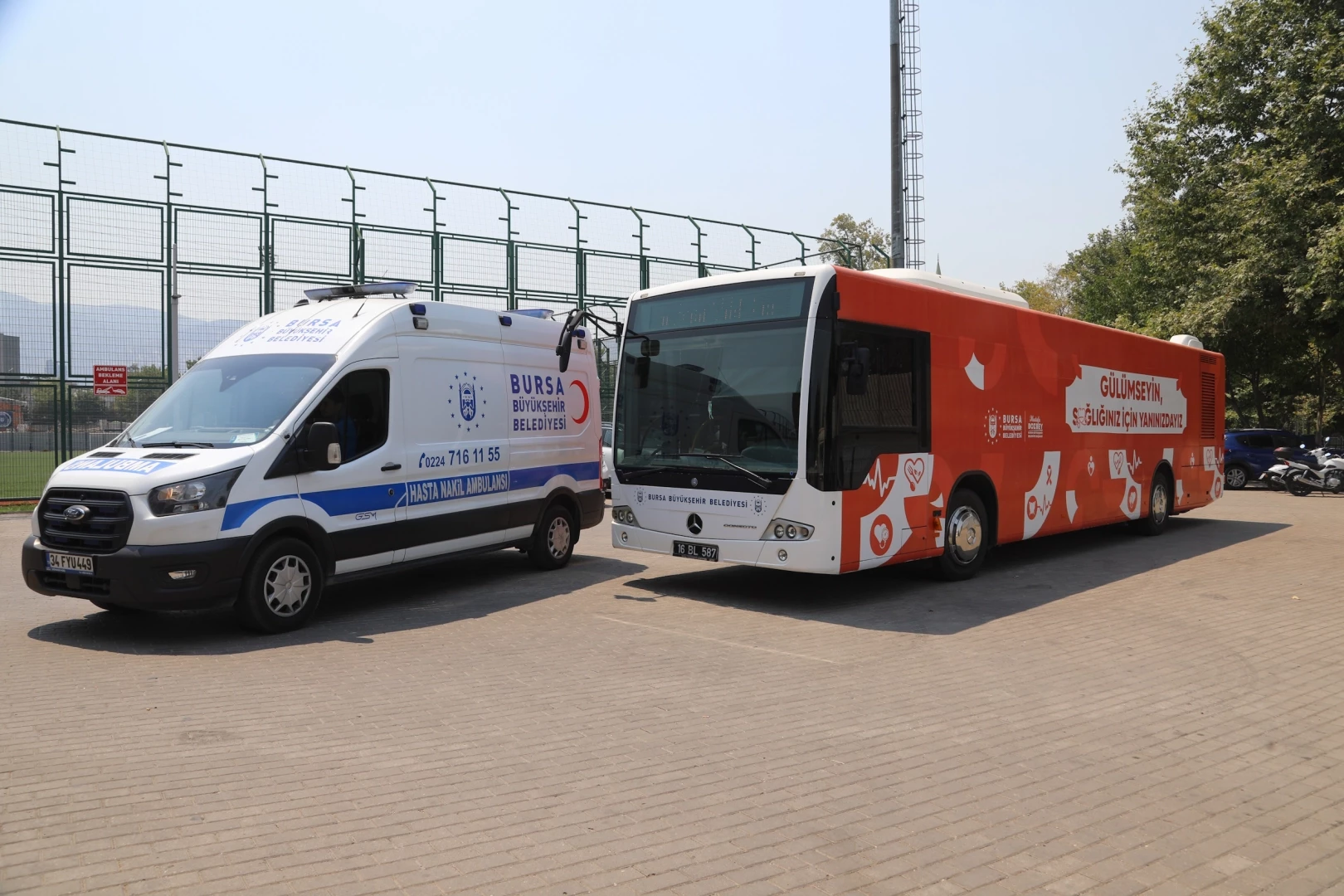 Bursa yangın bölgesindeki yaraları sarmaya başlıyor... Sağlık otobüsü Harmancık