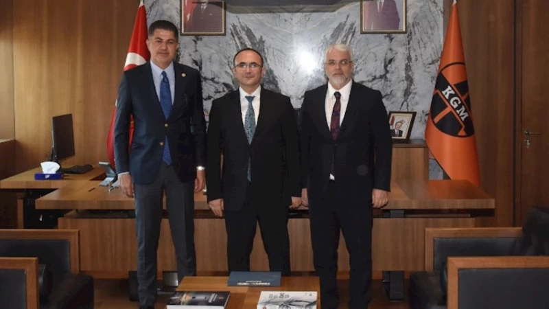 Milletvekili Şan ve İl Başkanı Kablan, Karayolları Genel Müdürü ile Adıyaman’daki ulaştırma yatırımlarını görüştü 