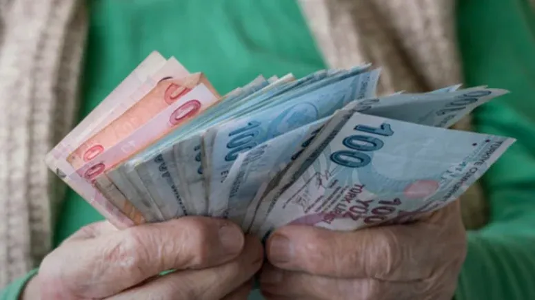 Ekonomistler enflasyon rakamlarını değerlendirdi: Emeklinin üstünden silindir gibi geçtiler