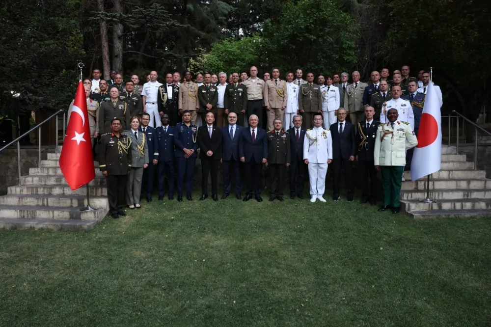 Milli Savunma Bakanı Güler: “Türk Silahlı Kuvvetleri, Uluslararası Güvenliğe Müstesna Katkılar Sunuyor”