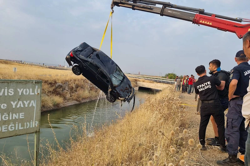 Diyarbakır’da trafik kazası: Otomobil sulama kanalına uçtu