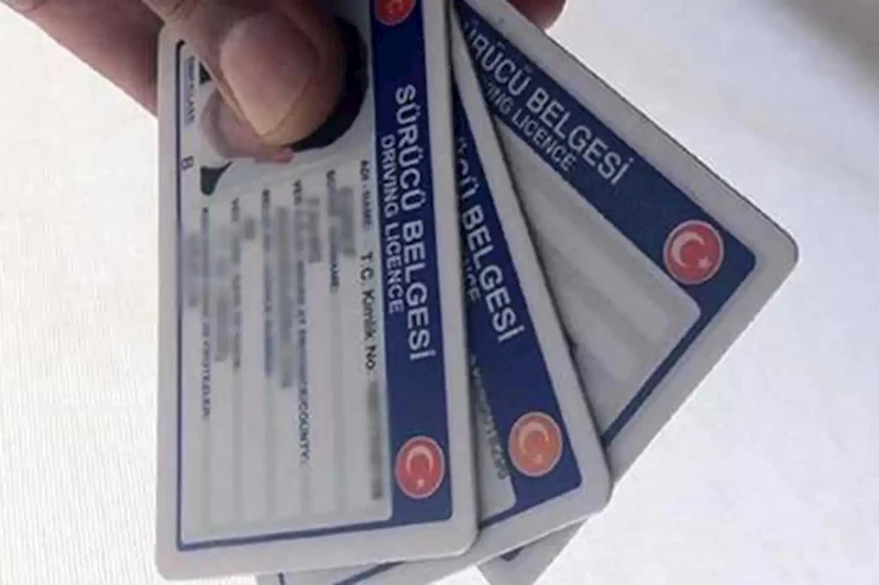 Eski ehliyetleri yenilemek için son gün yarın: Ücret 7 bin 438 TL’ye yükselecek