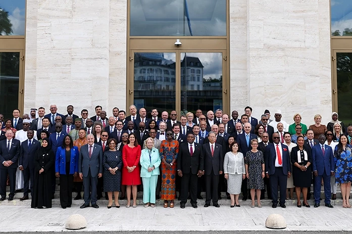 TBMM Başkanı Kurtulmuş, Cenevre’de aile fotoğrafında