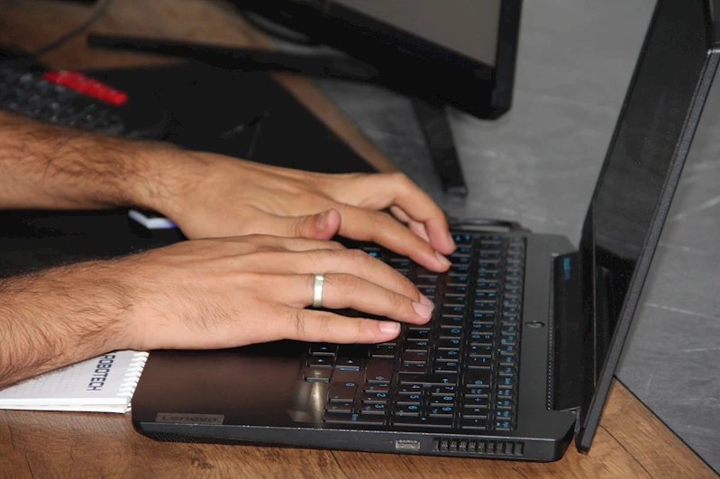 Bilişim uzmanından siber suçlara dikkat: Sosyal medyadan banka kartına, herkes tehlike altında