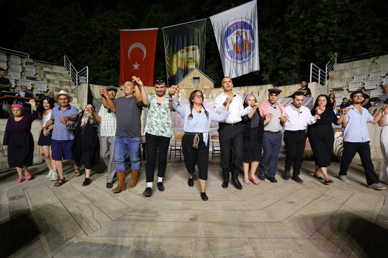 “İlmik İlmik” Efes Selçuk’ta büyük beğeni topladı