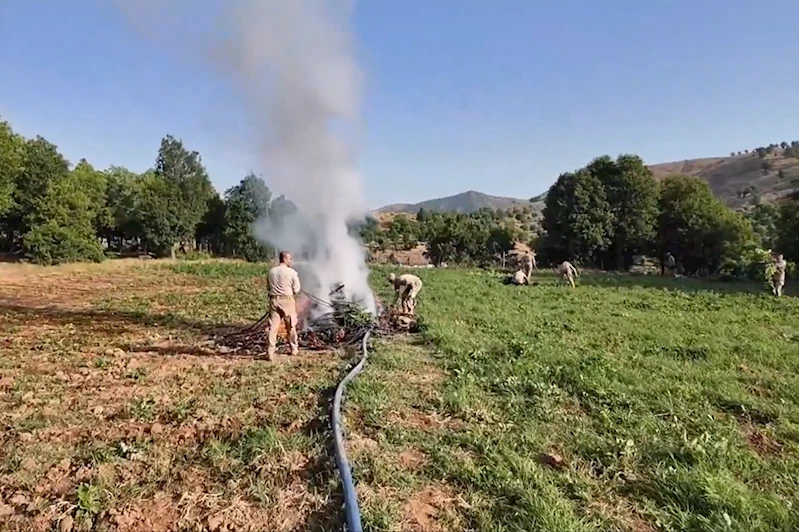 AKINCI TİHA destekli operasyon: 100 tonluk uyuşturucu imha edildi, 25 kişi yakalandı