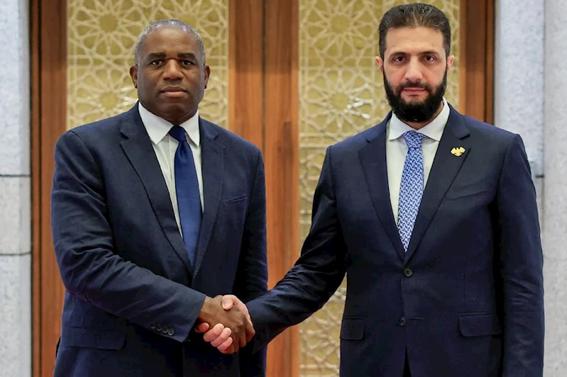 İngiltere Dışişleri Bakan Lammy Şam