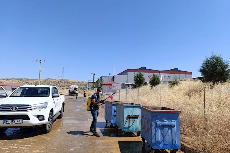 Siirt’te temizlik ve ilaçlama çalışmaları sürüyor