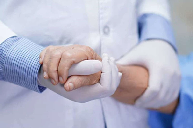 Akıllı ilaçlar kemoterapiden daha az yan etkiye sahip