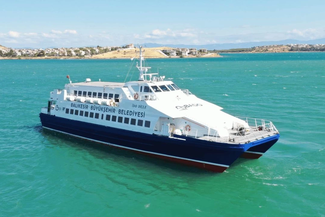 BADO ilk seferini gerçekleştirdi! Ayvalık-Midilli seferleri başladı