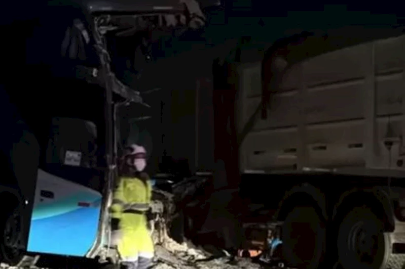 Brezilya’da otobüs ile kamyon çarpıştı: 11 ölü, 45 yaralı