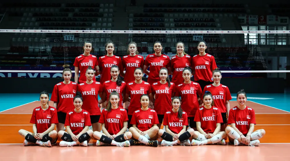 U21 Kadın Voleybol Milli Takımı, İtalya’yı 3-2 Yenerek Son 16’ya Yükseldi