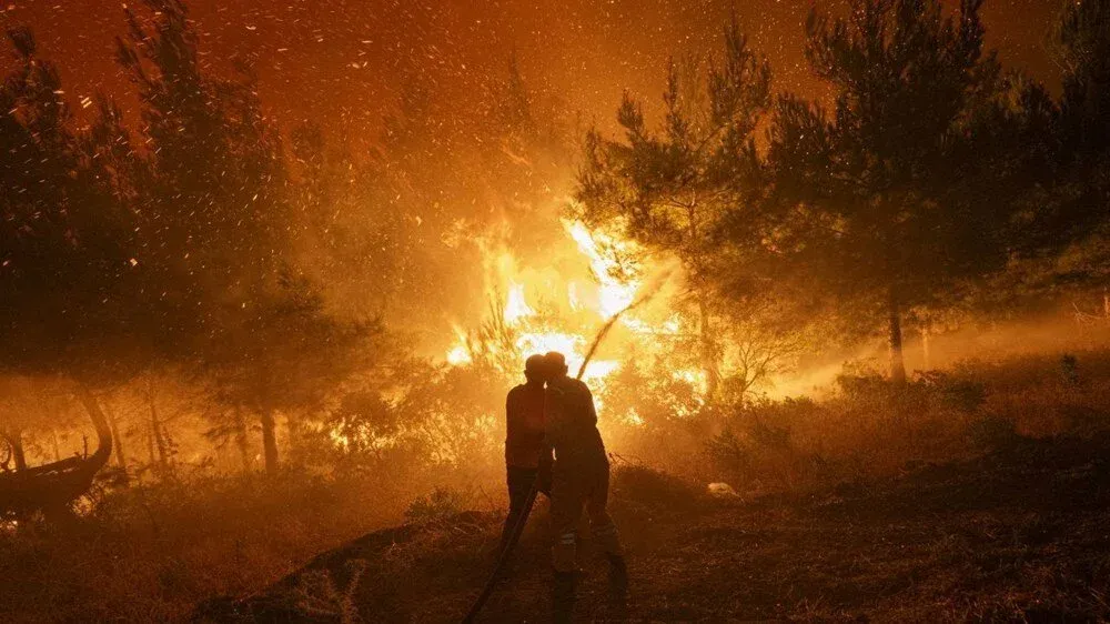 3 şehirde yangınla gece boyu mücadele! Son durum ne?