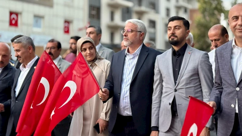 AK Parti Adıyaman İl Başkanı Kablan, partisinin 24. kuruluş yıldönümünü kutladı 