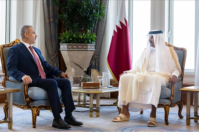 Bakan Fidan, Katar Emiri Şeyh Temim ile görüştü